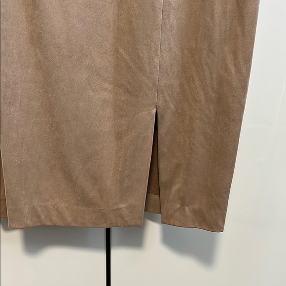 JASMINE & JULIANA NWOT Faux Suede Soft Pink Sleeveless Midi Dress, Size 8 - Picture 4 of 12